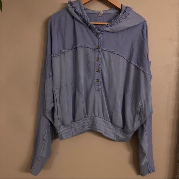 FP Movement by Free People Tops - FREE PEOPLE MOVEMENT Windy‎ Meadow Hoodie